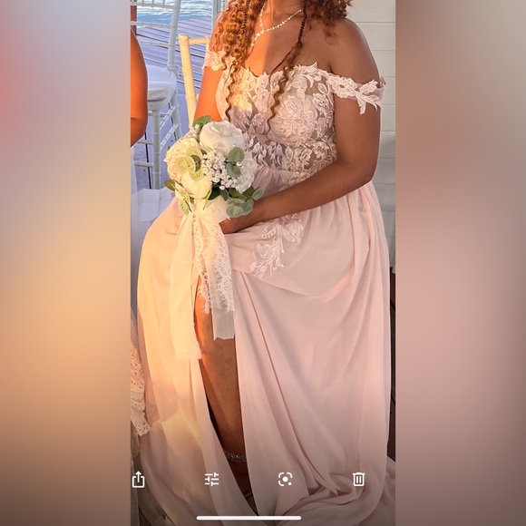 Blushing pink wedding dress. This dress was worn once for a wedding I attended - Picture 6 of 6